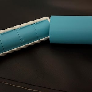 Twisting pill bottle/fidget