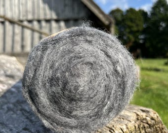 Lana cardada gris de 500 g / 17,6 oz para fieltro, 21 micras, con certificación Woolmark y OEKO-TEX® para fieltro húmedo, fieltro con aguja e hilado.