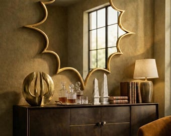 Sternförmiger Kringel-Wandspiegel, skulpturaler Art-Deco-Goldrahmen, Statement-Dekor