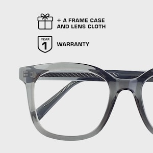 以下が含まれることがあります： 1年間の保証付きのグレーのプラスチックフレームの眼鏡。フレームケースとレンズクロスが付属しています。
