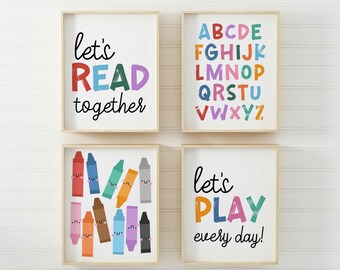 Juego de arte de pared para niños vibrante: alfabeto, lectura, juegos e impresiones con crayones. Juego de impresiones con envío para aulas y salas de juegos.