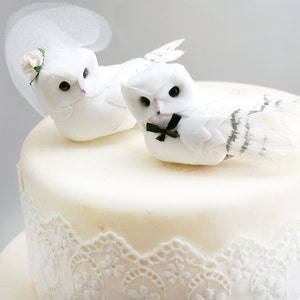 Snowy Owl Cake Topper for a Magical Wedding: Snowy Owl Bride & Groom image 2