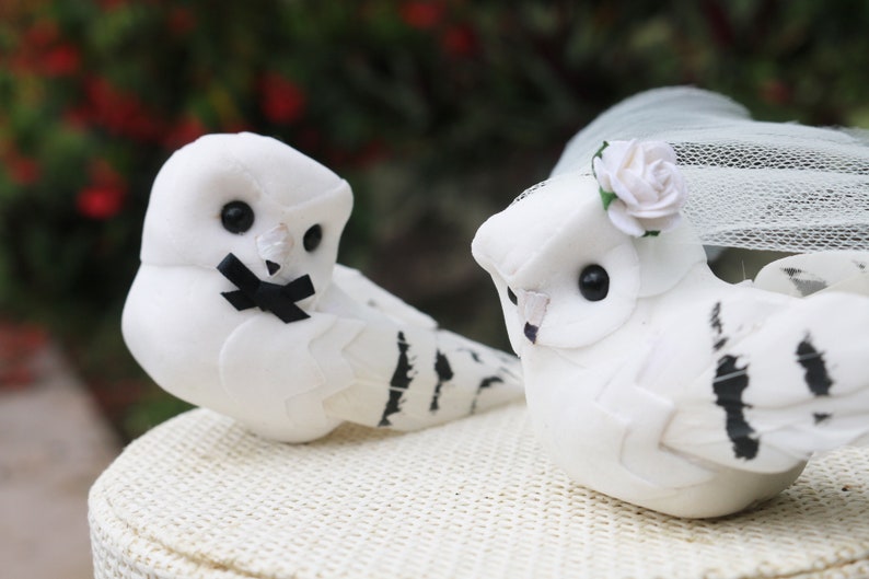 Snowy Owl Cake Topper for a Magical Wedding: Snowy Owl Bride & Groom image 5