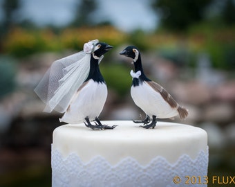 Canada Goose Cake Topper for Rustic Lake Cabin Wedding