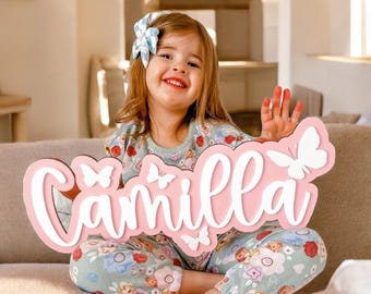 Gepersonaliseerde houten naambordje - vlindernaambord meisjes - naambordje meisjes - houten letters - naambord babykamer - houten bord babynaam