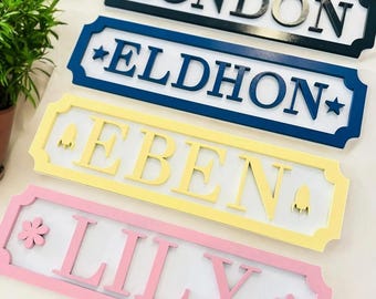 Gepersonaliseerde houten naambord - aangepast naambord - muurdecoratie kinderkamer - houten letters - naambord babykamer - houten bord babynaam