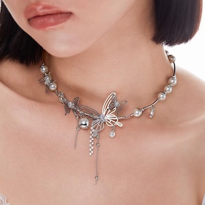 Punk Choker Necklace, Butterfly Necklace Handmade, Y2K Trendy Grunge Goth Silver Pearl Punk Choker, Beaded Chain Choker, Unique Gift
