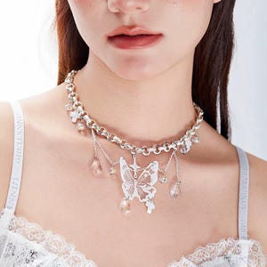 Butterfly Punk Choker Necklace – Handmade Y2K Grunge Pearl Beaded Chain for Women, Silver Goth Statement Jewellery, Unique Gift