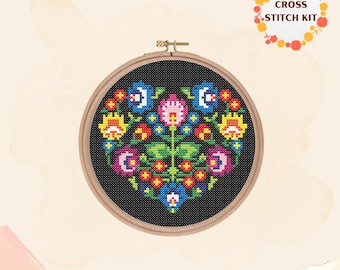 Kit de punto de cruz con corazón floral / Patrón de bordado fácil para principiantes / DIY /