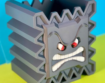 Super Mario - Macetas retro Thwomp, decoración de oficina y hogar