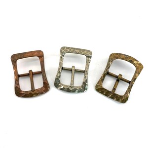 Boho Hammered Metal Textured Belt Statement Buckle Vintage Modern Hook Eye Vintage Boho Hammered Metal & Leather Belt With Circle  main image 2