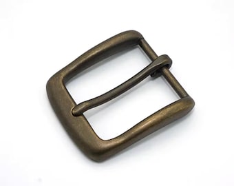 Geschmiedete Gürtelschnalle aus massivem Messing, Antik-Finish (38,5 mm)