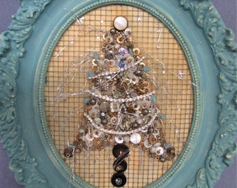 Buttons and Beads Blue Christmas Tree in Oval Frame
