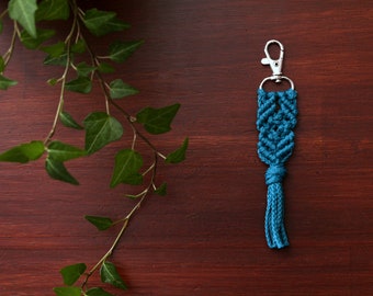 Small Macrame Key Chain. Bohemian Keychain. Girlfriend Gift. Sister Gift. Teacher Gift. Durable Key Ring Clip.