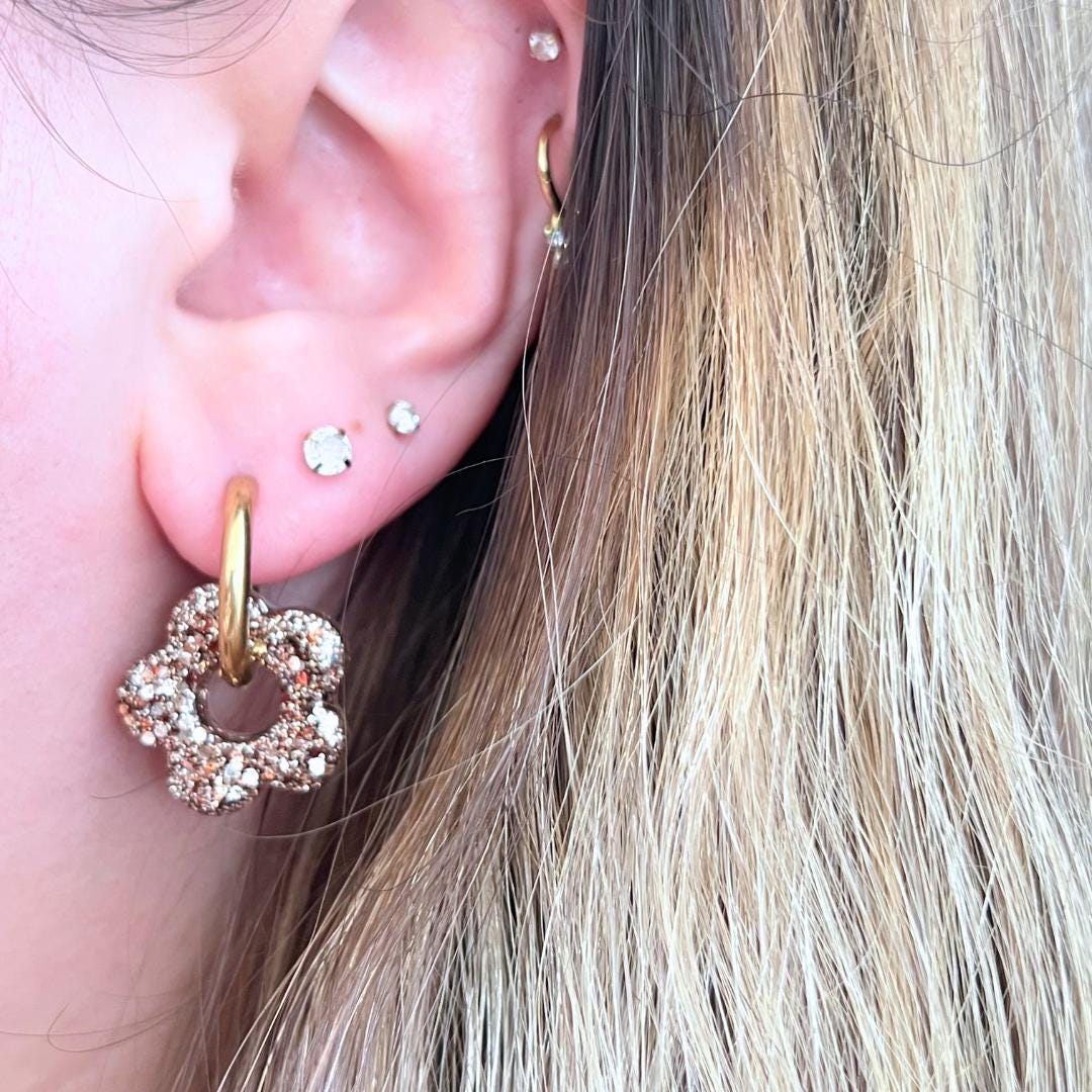Boucles D'oreille En Acier Inoxydable, Neuves Avec étiquettes - Modèle Générique