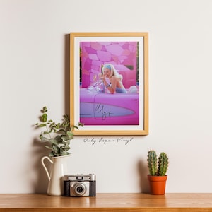 Margot Robbie Hand-Signed Autographed 20x30cm Photo (Lifetime COA)