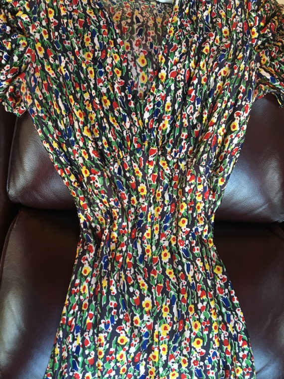 1930’s 1940’s Art Deco floral V neck puff sleeve d