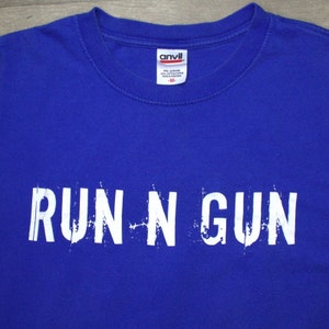 Maglia da basket Y2K Run-N-Gun T-shirt n. 22 taglia M