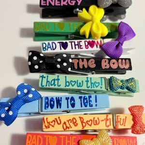 1 Bow Cheer Pin
