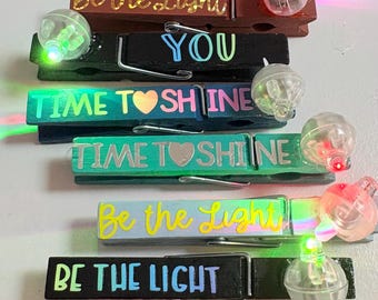 Set of 6 light up Cheerleading pins!