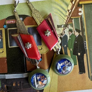 Vintage Art Deco Bakelite 1939 Expo Reverse Intaglio Earrings: Chrome, Silver Settings, Worlds Fair, Machine Age