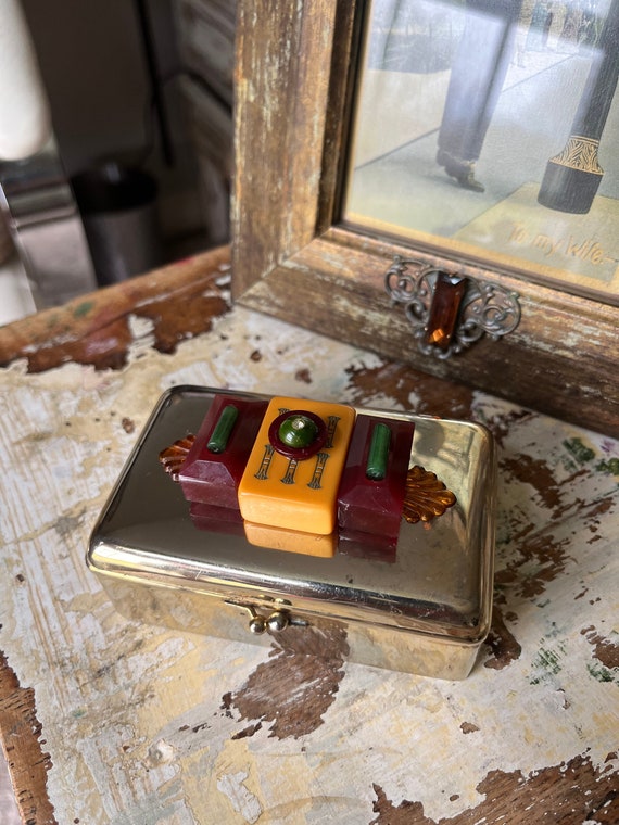Vintage Brass Trinket Box: Bakelite Mah Jong Tile, Carnelian & Jade Adorned