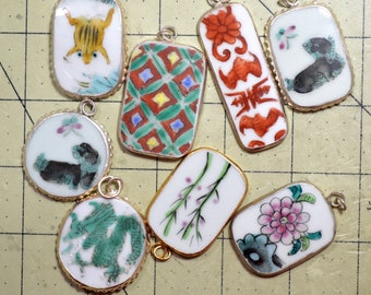 Sale Lot 8 Pieces Hand Painted Flower Porcelain Pottery Shard Pendant Charms Silver Gold Plated Bezel - Everything in the photo #10