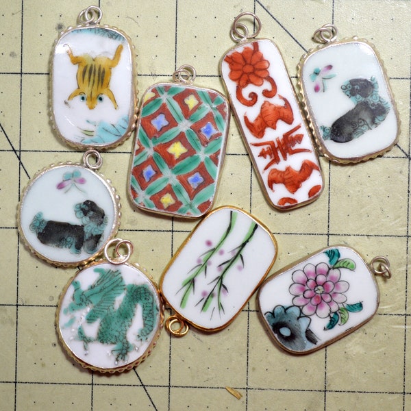 Sale Lot 8 Pieces Hand Painted Flower Porcelain Pottery Shard Pendant Charms Silver Gold Plated Bezel - Everything in the photo #10