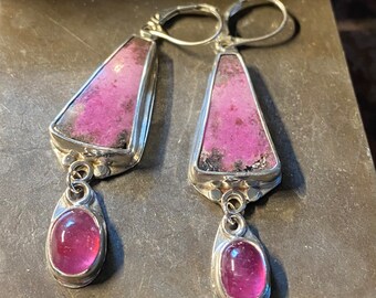 Cobalto Calcite hot pink Sapphire earrings