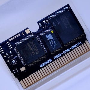 再プログラム可能なゲームボーイアドバンス GBA フラッシュカートリッジ - 32MB ROM ストレージ、1Mbit FRAM セーブ (永久セーブファイル)
