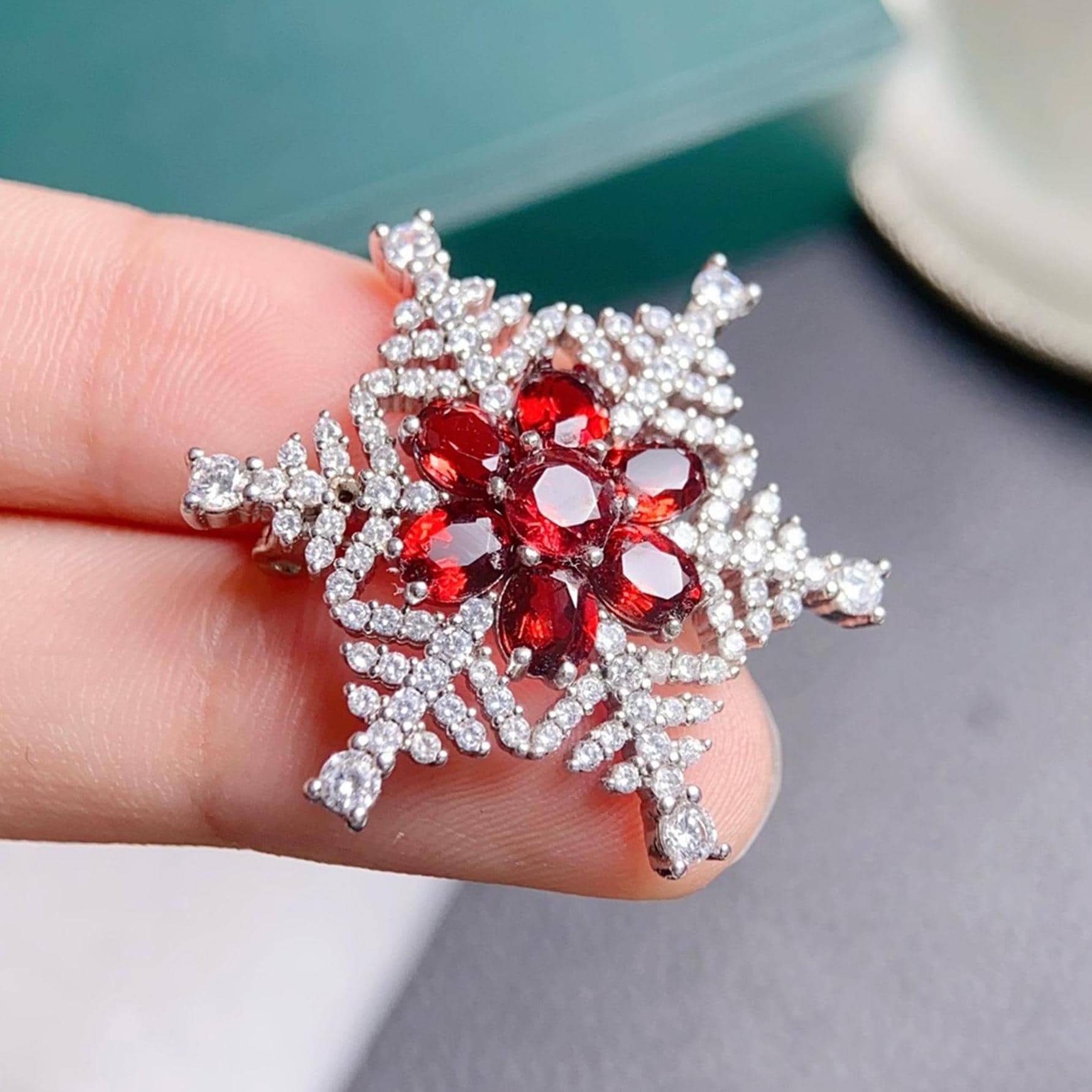 ガーネットのブローチ - Etsy 日本