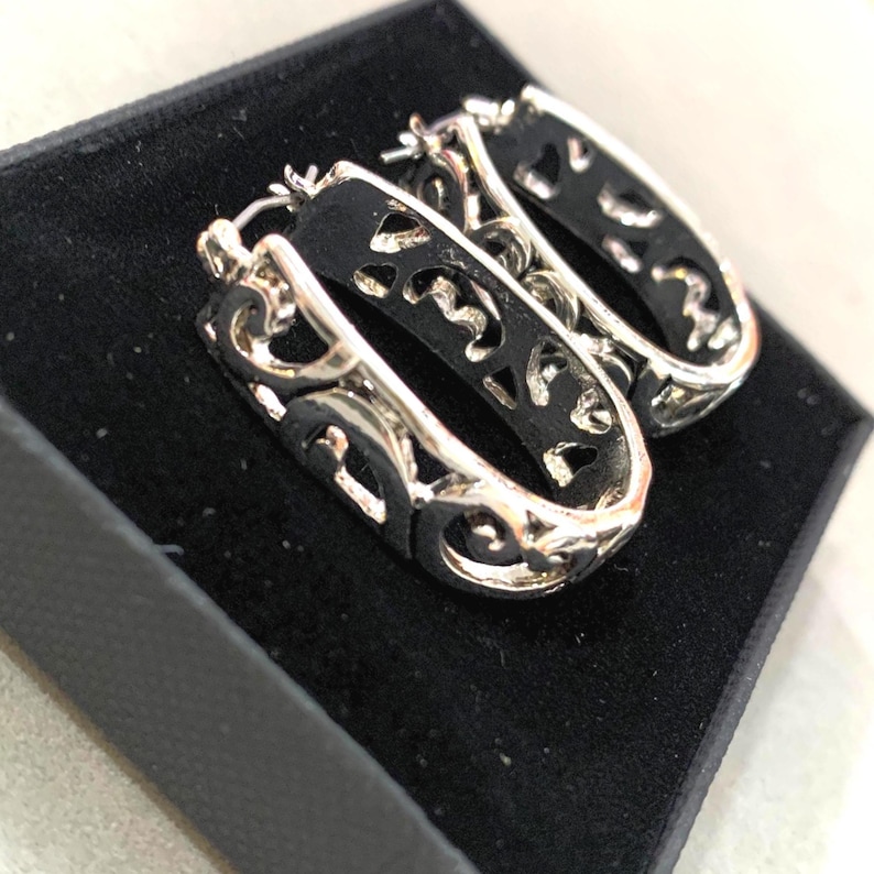 Cadeau*Overhangende metalen filigraanoorbellen Handgemaakte sieraden voor vrouwen Cadeau voor haar Sterling verzilverd Brighton-stijl 31PL0 LW afbeelding 1