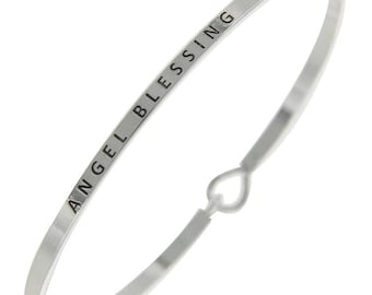 エンジェルブレッシングバングル、刻印メッセージ、スターリングシルバーメッキ 76ii1