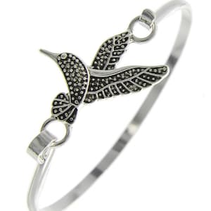 Antique Silver Patina Hummingbird Metal Casting Bangle Bracelet Hummingbird jewelry Bird Bracelet Gifts for Her Sterling Silver Plated 71YK5