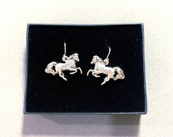 Gift**Sterling Silver Plated Horse Earrings: Western Theme Animal Jewelry 86PL8 GD