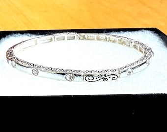 Brighton*Style Inspire-armband, stapelbart armband, stretcharmband, handgjort, sterlingsilverpläterat 73GU8 LW