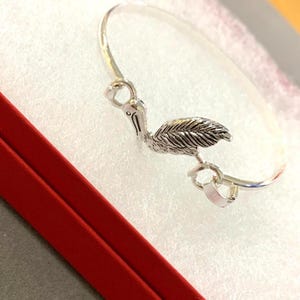 Gift*Pelican Bird Jewelry Nature Inspired Animal Seabird Gift for Her Sterling silver Plated Ocean Beach Jewelry Avian Casing Bangle LW
