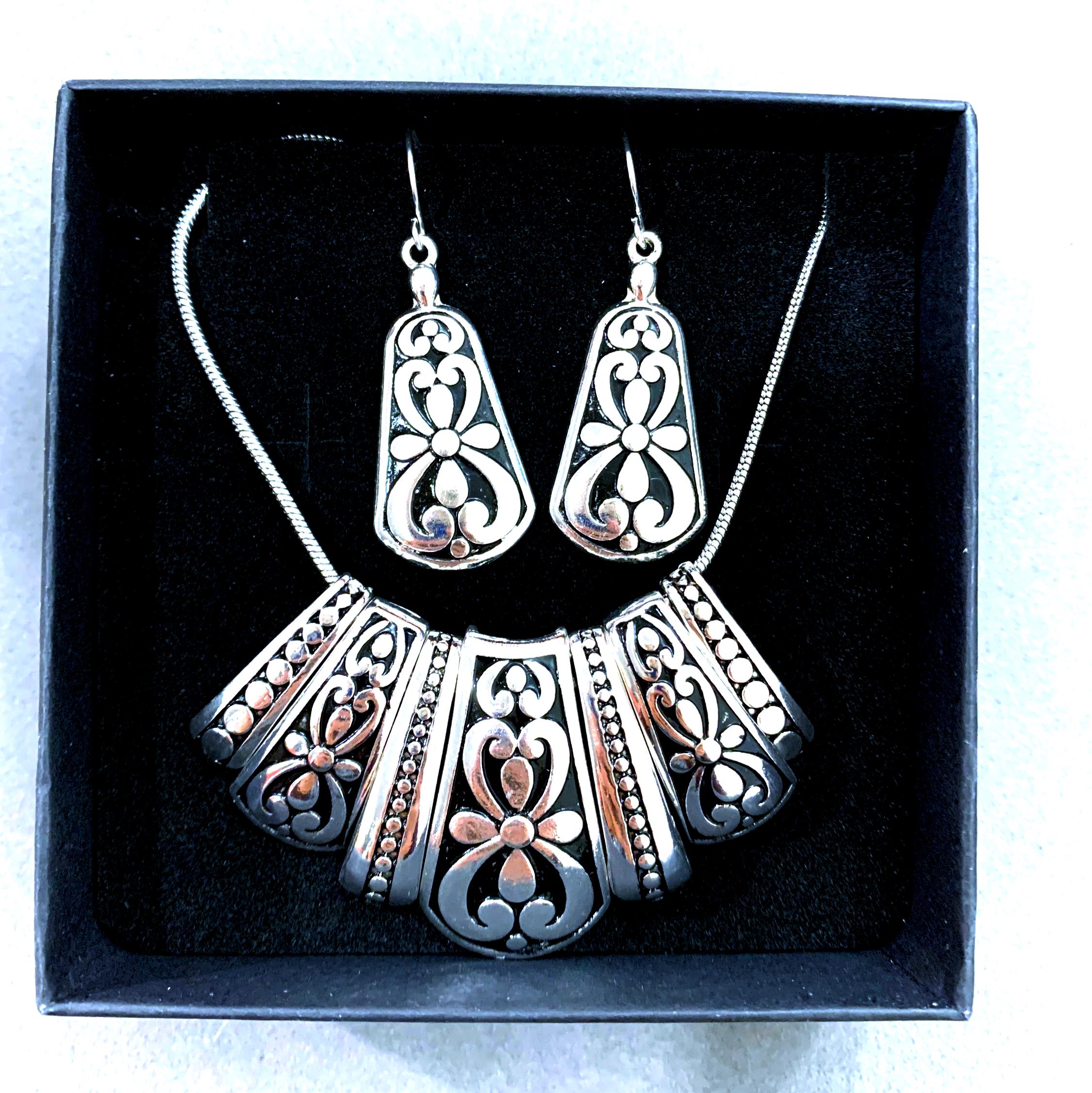 Orecchini Brighton Art & Soul Lotus – Argento E Cristallo – Mini Post – Nuovi Con Etichette - Foto 2