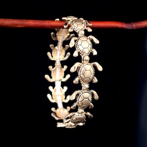 Turtle Stretch Metal Bracelet, Handmade, Sterling Silver Plated 74SA0
