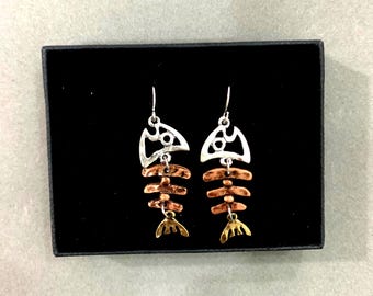 Gift*Silver & Multi Colored Rocking Fish Bone Earring Jewelry Fish Skeleton Jewelry Movable Fish Dangles Earrings 89YN5 LW