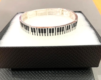 ピアノ***キーボードストレッチブレスレット音楽教師ギフト音符ト音記号30SA6 BT T