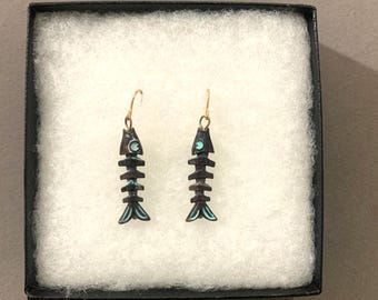 Patina*Fish Bone Earrings Fish Bone Jewelry Fish Earrings Fish Skeleton Jewelry Movable Fish Dangles Gift for Her Fishbone Charm 87SM5 LW