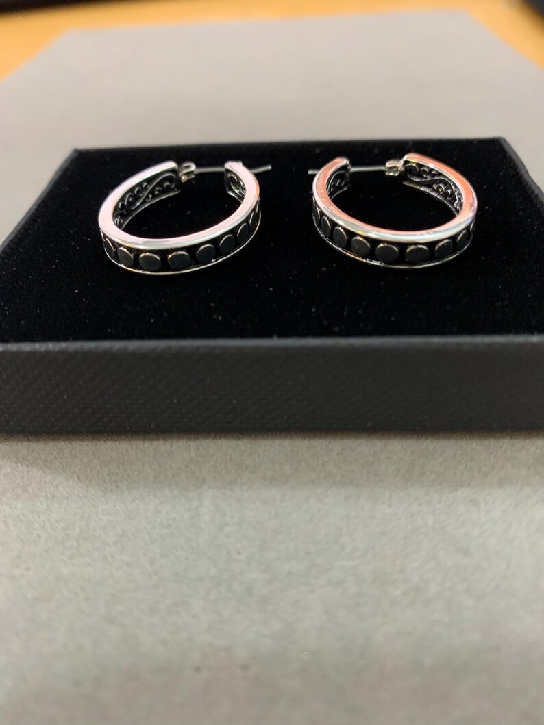 Regalo*Pendientes de aro ovalados de metal con filigrana interior y bola exterior para mujer, chapados en plata de ley, estilo Brighton 31CL6 LW imagen 8