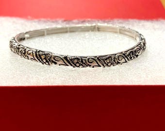 Brighton*Style Inspire Bracciale elastico impilabile con cuore e sfere borchiate, fatto a mano, placcato in argento sterling 75YN8 LW