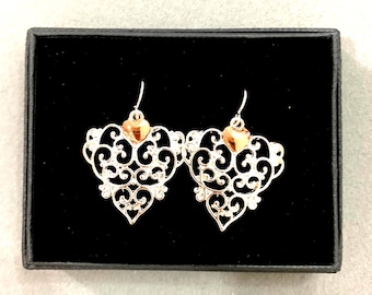 Gåva*Hjärtörhänge filigran utskuret mönster Örhängen Mors dag Alla hjärtans dag Dagliga smycken Gåva till henne Sterling Silverpläterad 89YN7 LW