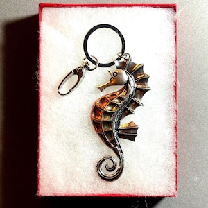 SeaHorse SeaLife KeyChain 61YK8 ZR NT