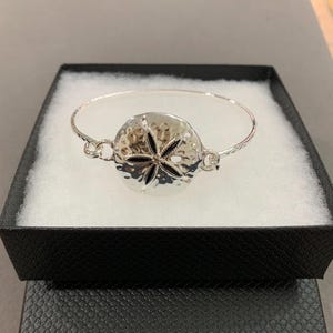 Ocean***Inspired Sand Dollar Bangle Minimalist Ocean Lover Gift for Her Sterling Silver Plated Handmade Casting Bangle Bracelet 71YN3 BT T