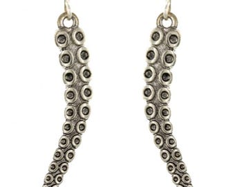 Orecchini pendenti in argento sterling a forma di polpo e turchese. - Italia