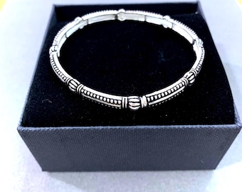 Brighton***Style Handgjort Sterling Silverpläterat Stretcharmband - Stapelbart Tunt Armband 73GU9 BT