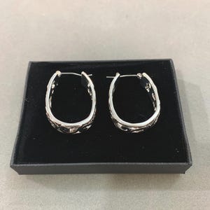 Cadeau*Overhangende metalen filigraanoorbellen Handgemaakte sieraden voor vrouwen Cadeau voor haar Sterling verzilverd Brighton-stijl 31PL0 LW afbeelding 5